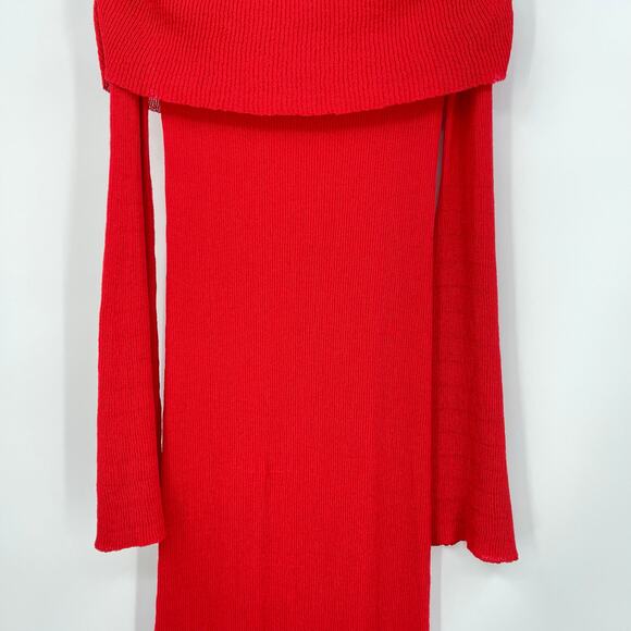 Lovers and Friends | Peregrine Off The Shoulder Maxi Dress in Red Sheer Knit S - Picture 7 of 14